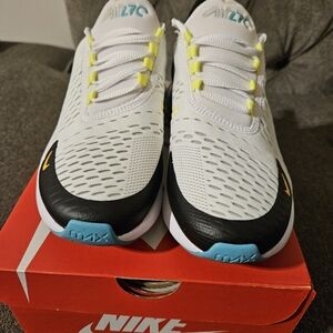 Nike Air Max 270
